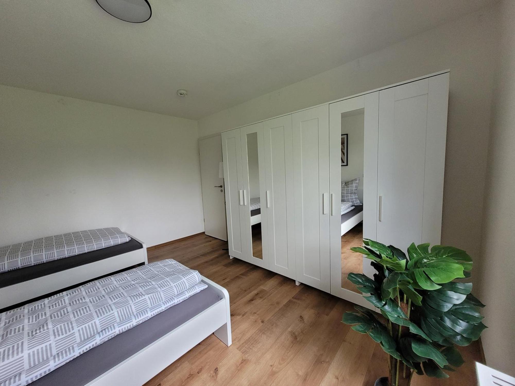 Living Flat, Eine Wohnung Mit Zwei Schlafzimmern Und Balkon Schorndorf  Esterno foto