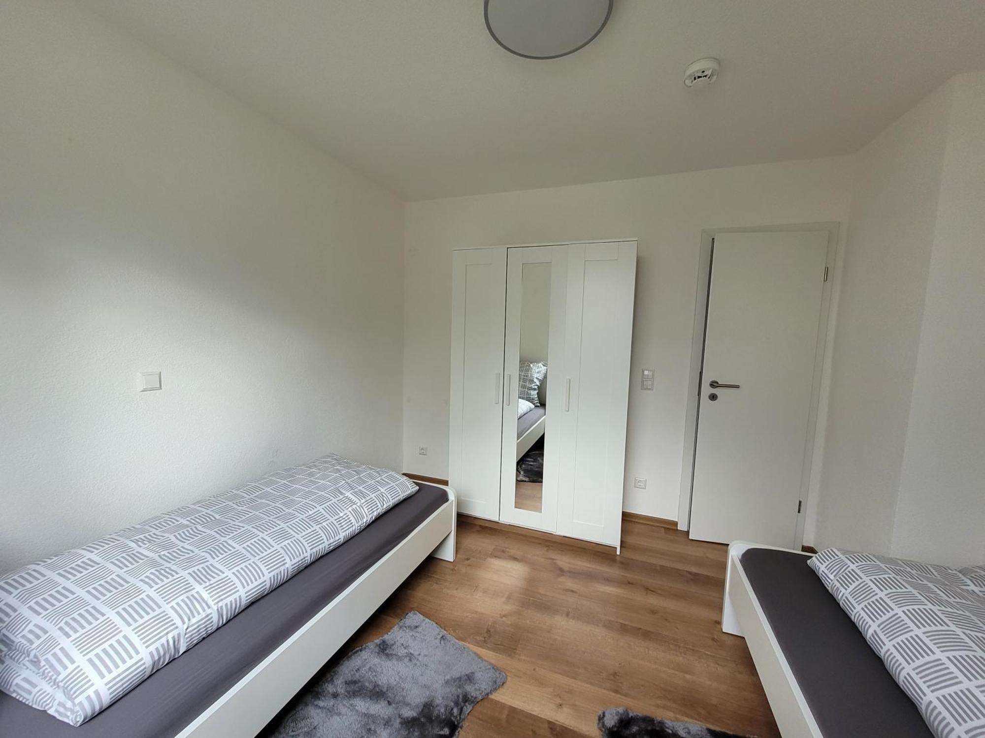 Living Flat, Eine Wohnung Mit Zwei Schlafzimmern Und Balkon Schorndorf  Esterno foto