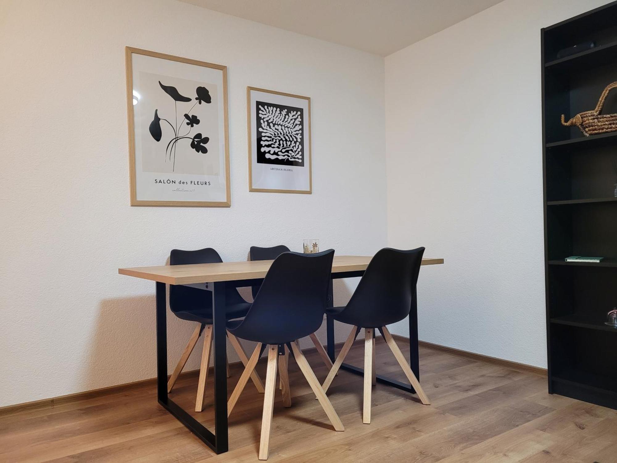 Living Flat, Eine Wohnung Mit Zwei Schlafzimmern Und Balkon Schorndorf  Esterno foto